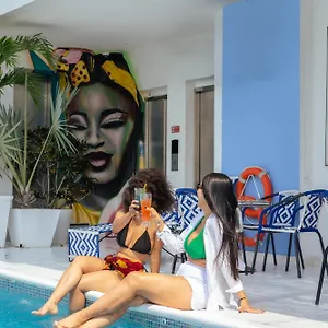 4* Hotel Zi One Luxury